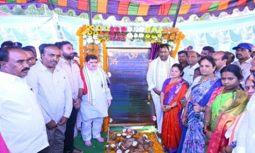 ధర్మపురి బస్‌స్టేషన్ ఆధునీకరణ పనులకు శంకుస్థాపన చేసిన మంత్రులు..