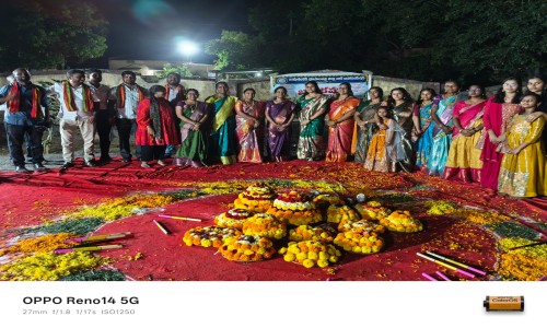 భూపాలపల్లి బార్ అసోసియేషన్ ఆధ్వర్యంలో ఘనంగా బతుకమ్మ సంబరాలు!