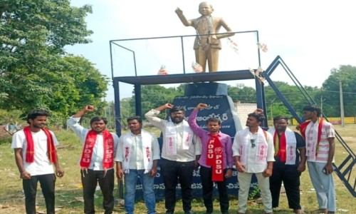 తవక్కల్ విద్యాసంస్థల చైర్మన్‌పై క్రిమినల్ కేసులు నమోదు చేసి, పాఠశాల గుర్తింపు రద్దు చేయాలి..