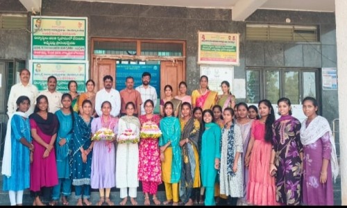 ఘనoగా ముందస్తు బతుకమ్మ సంబరాలు..