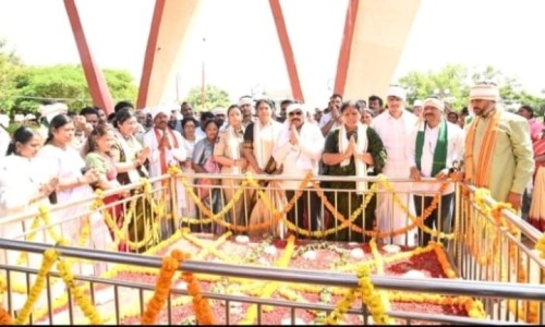 ఆదివాసీల ఆరాధ్య దైవం కొమరం భీమ్...