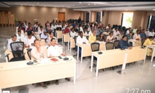 అభివృద్ధి, పారిశుధ్య కార్యక్రమాలను వేగవంతం చేయాలి..! అదనపు కలెక్టర్ (స్థానిక సంస్థలు) పి.చంద్రయ్య