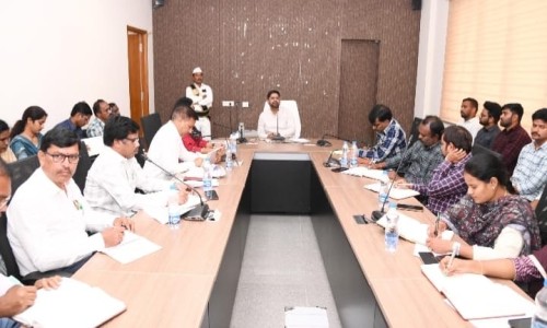 పంటల వైవిధ్యీకరణపై ప్రత్యేక దృష్టి సారించాలి...