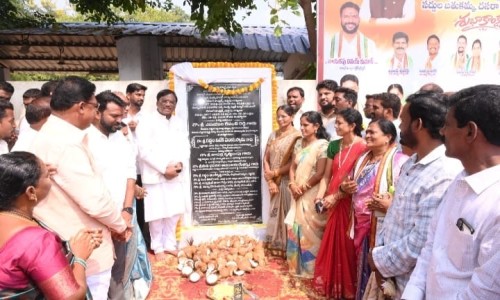 చెన్నూర్ పట్టణాన్ని ఆధునిక సౌకర్యాలతో అభివృద్ధి చేస్తాం.... 